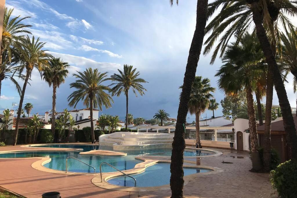 Estudio En Denia Con Piscina Y Wifi Privada, A 100 M Del Mar מראה חיצוני תמונה