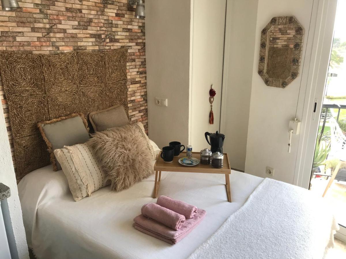 Estudio En Denia Con Piscina Y Wifi Privada, A 100 M Del Mar מראה חיצוני תמונה